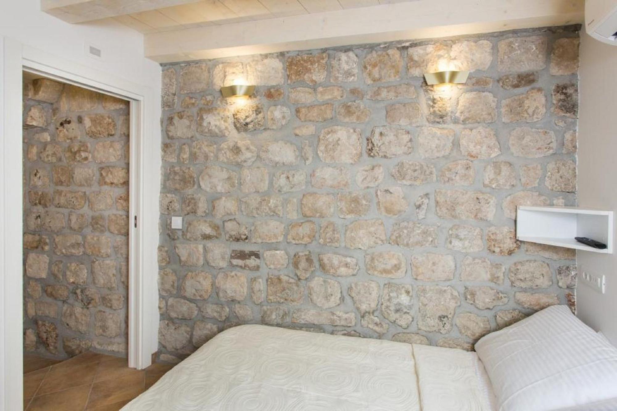 Bottega Old Town House *
